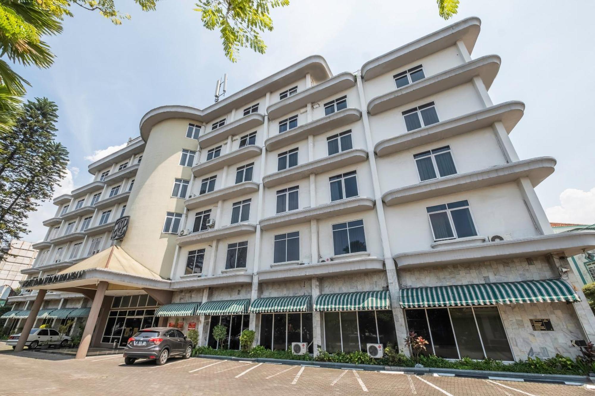 Oyo 2401 Ardini Residence Bojongsoang Ngoại thất bức ảnh