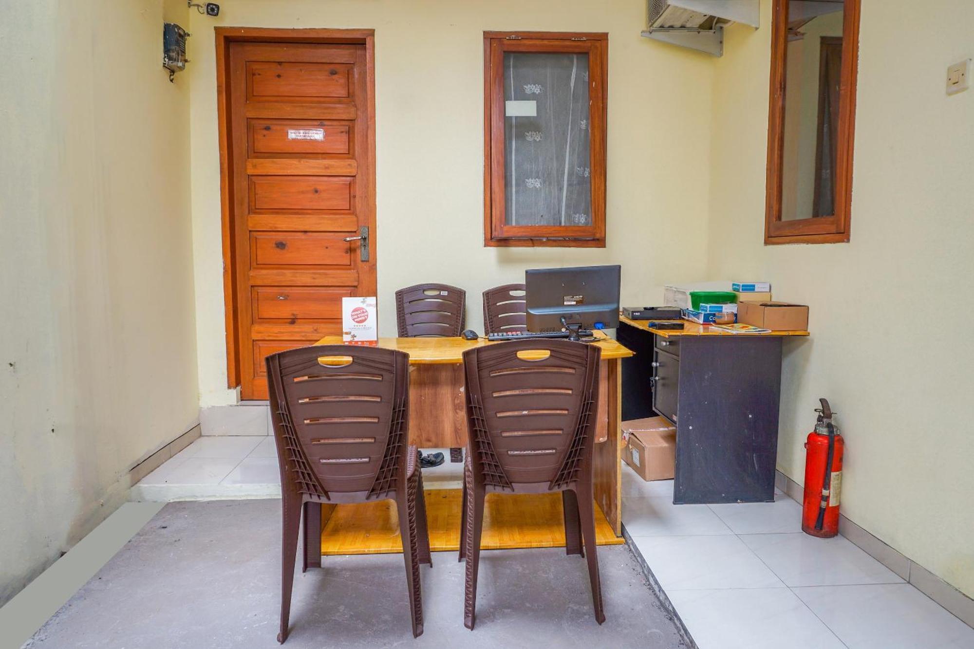 Oyo 2401 Ardini Residence Bojongsoang Ngoại thất bức ảnh